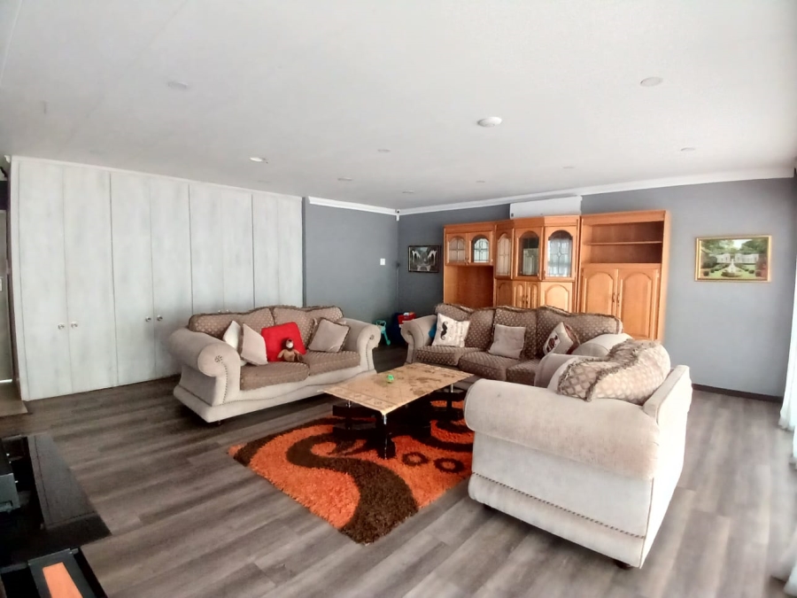 7 Bedroom Property for Sale in Sasolburg Ext 4 Free State